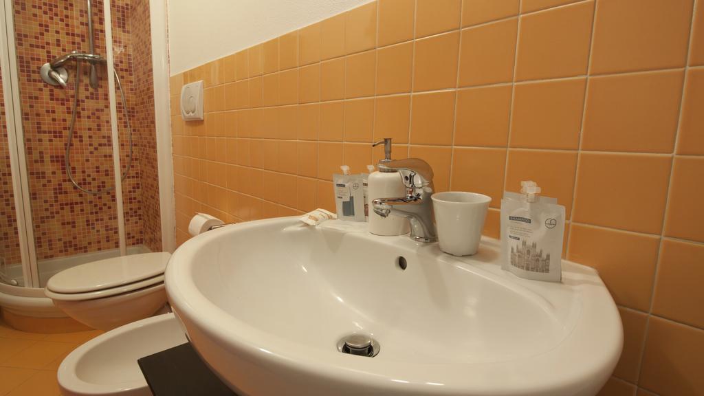 Italianway-Forcella Apartment Milan Exterior photo